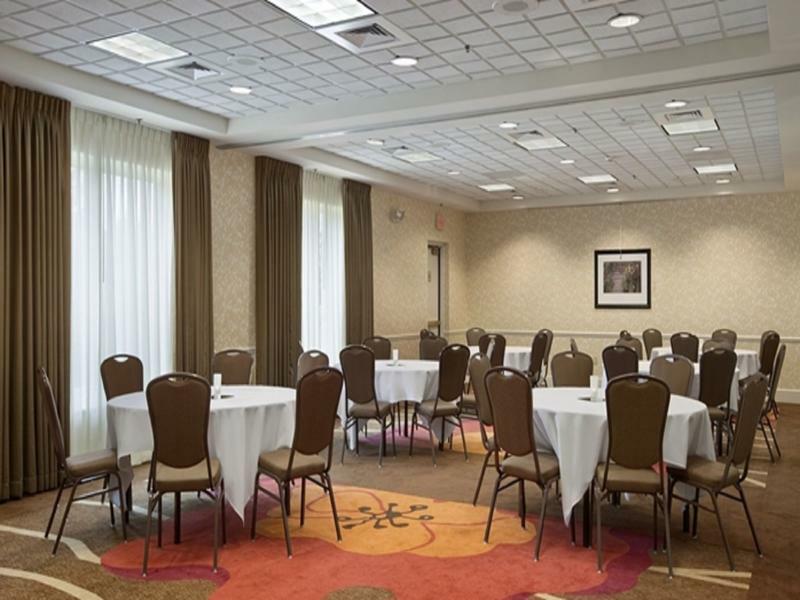 Hilton Garden Inn Hoffman Estates Exterior foto